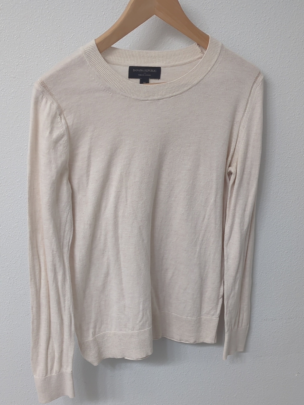 Banana Republic Light Cream Scoop Neck Sweater